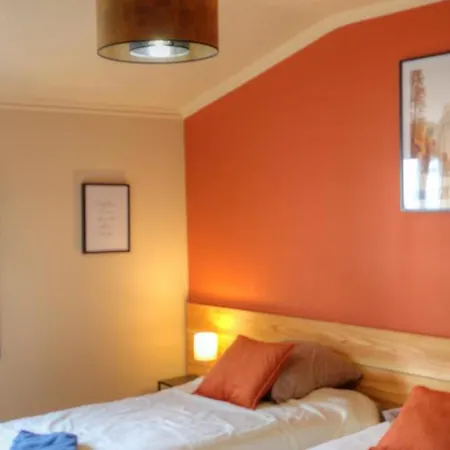 Apartman Lumineux Avec Balcon, 2 Chambres, Parking Prive, Proche Gare A - Fr-1-496-272 Saint-Chamond