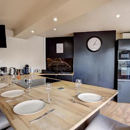 Lumineux Avec Balcon, 2 Chambres, Parking Prive, Proche Gare A - Fr-1-496-272 Apartman